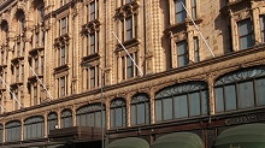 Ejiofor, Hathaway filming London heist drama