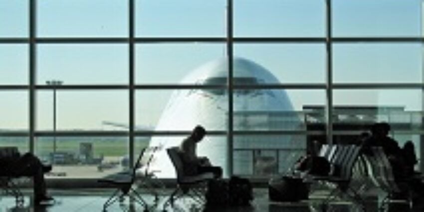Top 3 films featuring airports